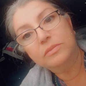 Meet your Posher, Rosalinda